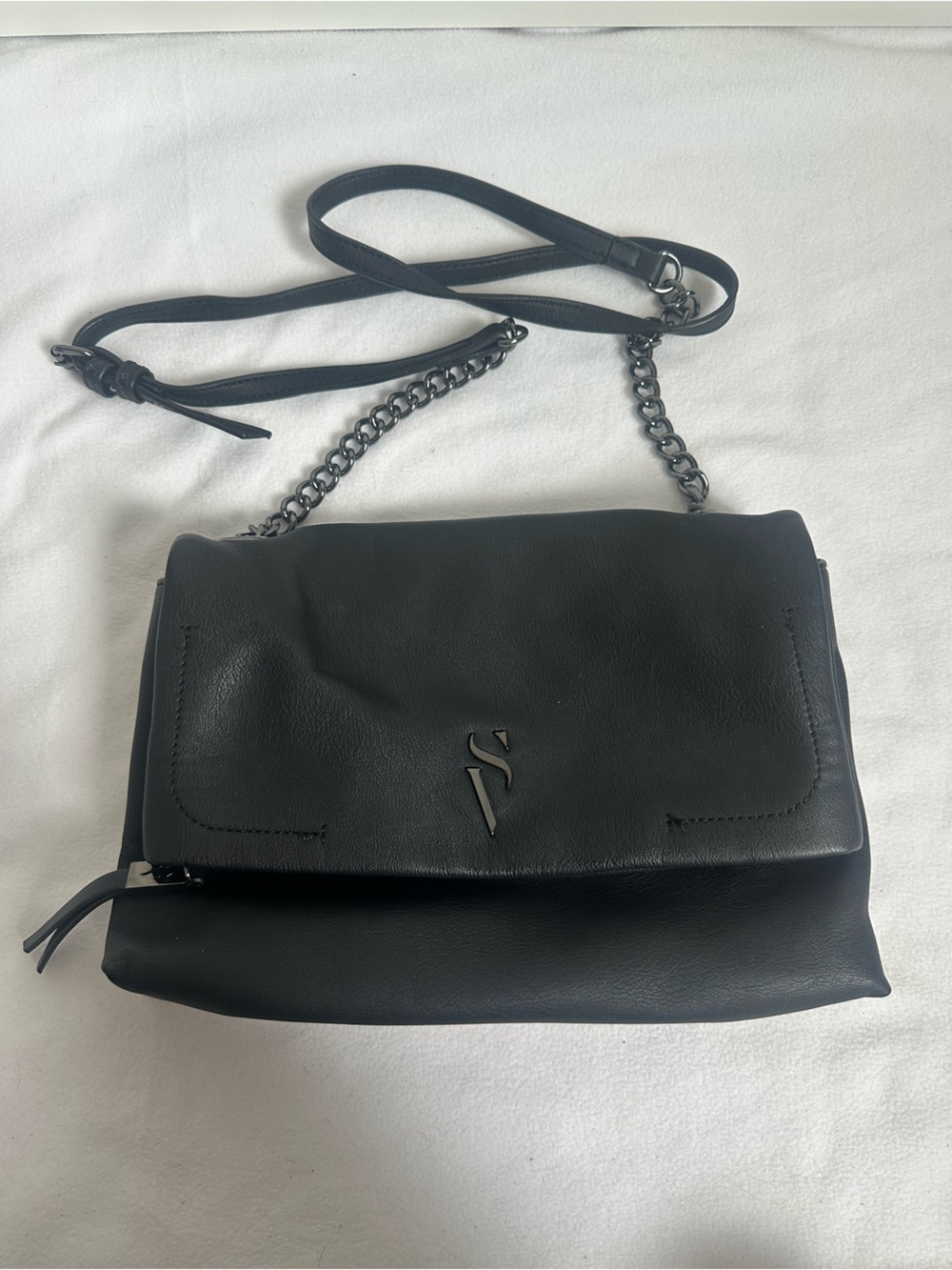 Simply Vera Vera Wang Black Leather Crossbody with Chain Strap